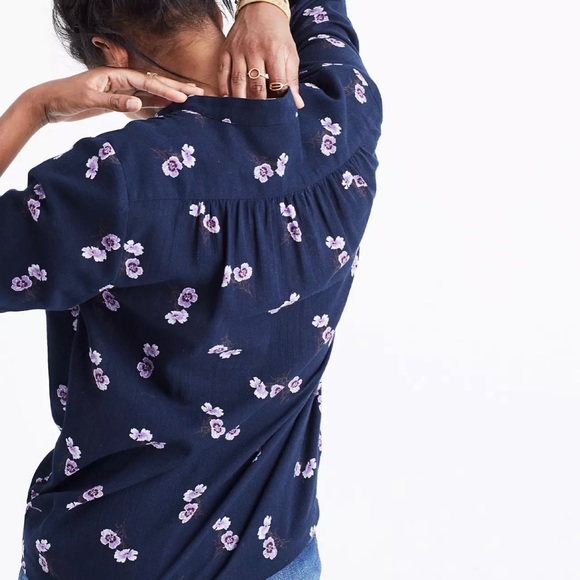 Madewell Popover Pansy Bouquet Pin Tuck Peasant Floral Top Navy F5655 - Picture 3 of 10